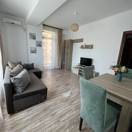 Summerland Beach&Sun Apartments Mamaia Exterior photo