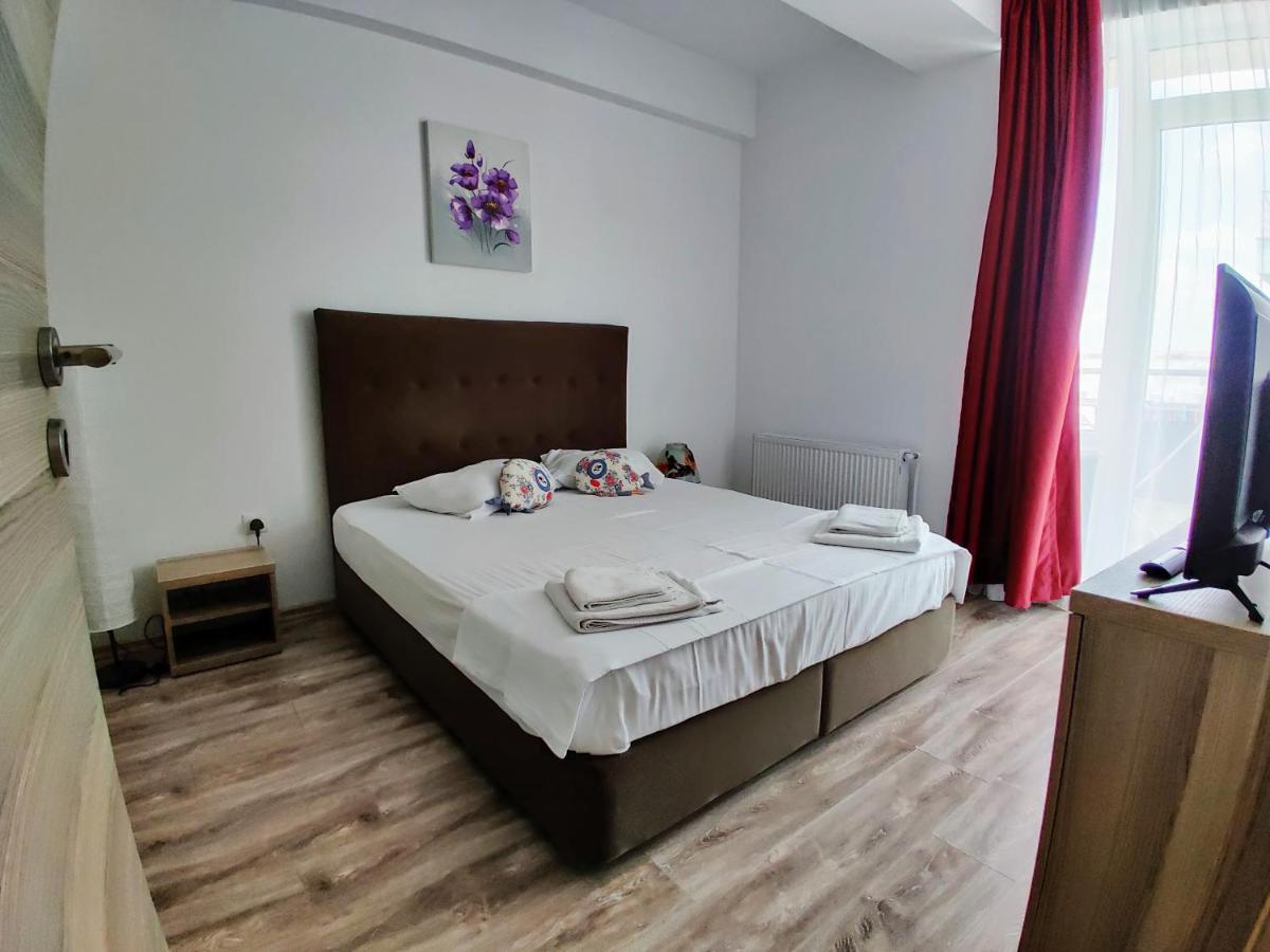 Summerland Beach&Sun Apartments Mamaia Exterior photo