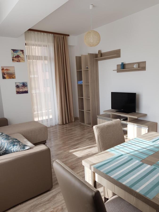 Summerland Beach&Sun Apartments Mamaia Exterior photo