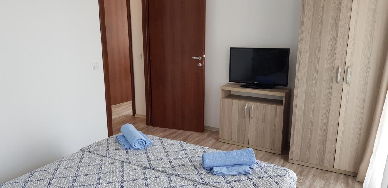 Summerland Beach&Sun Apartments Mamaia Exterior photo
