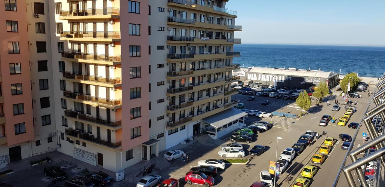 Summerland Beach&Sun Apartments Mamaia Exterior photo