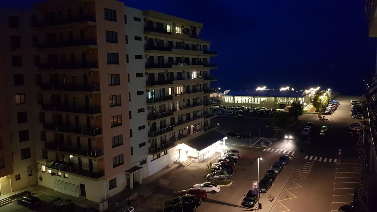 Summerland Beach&Sun Apartments Mamaia Exterior photo
